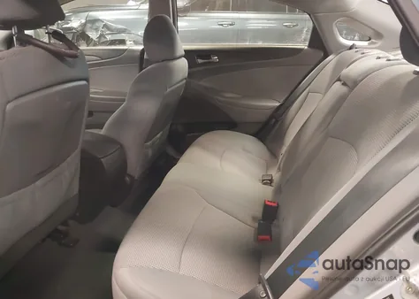 2013 Hyundai Sonata Gls z USA, uszkodzony, nr VIN 5NPEB4AC1DH682783